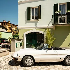 https://langelica-holiday-home.it-lombardy.com