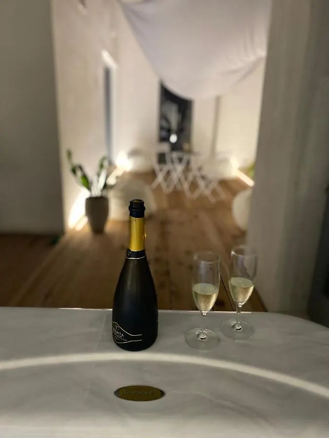 Luvia Rooms Spa Gonnesa Bed & Breakfast