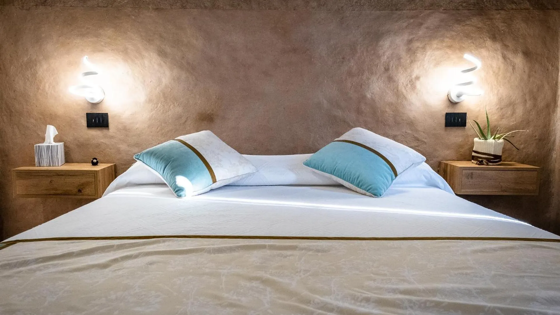 Luvia Rooms Spa Gonnesa Italy